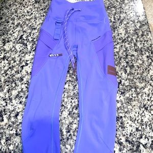 Purple lululemon leggings